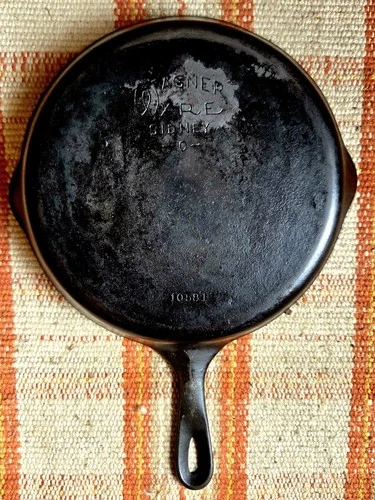 Vintage Wagner Ware Sidney -O- Cast Iron Skillet #8 Stylized Logo 1058 I Flat