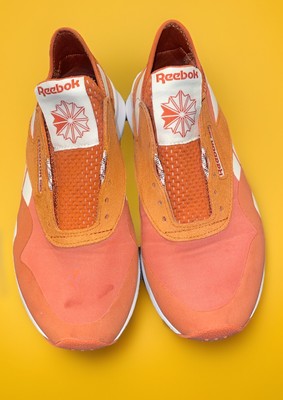 Reebok Classic Low top sneakers with DMX Foam soles Orange Sz
