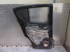 Porte arrière et accessoires Suzuki SPLASH