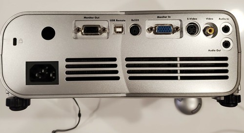 Dell 1100MP DLP Projector - Picture 2 of 8