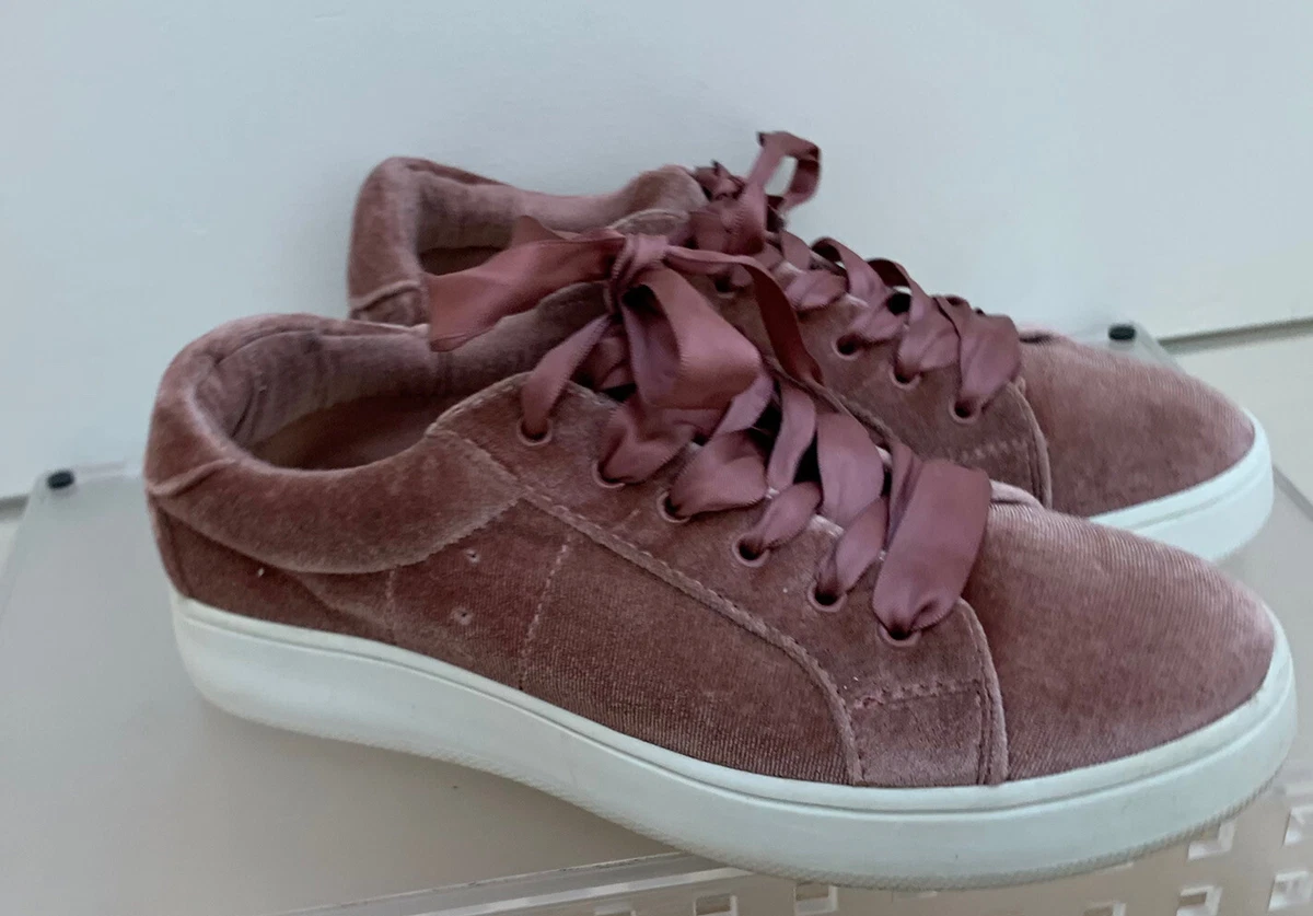 Steve Madden Casual Sneaker Big Girl s Size 4M Youth Pink Velvet