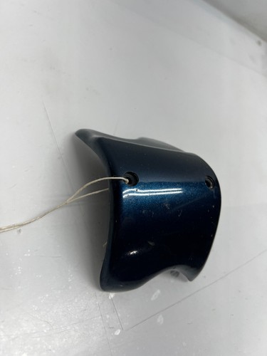 Harley-Davidson-Right Side Lower Fairing Cap - Picture 7 of 14