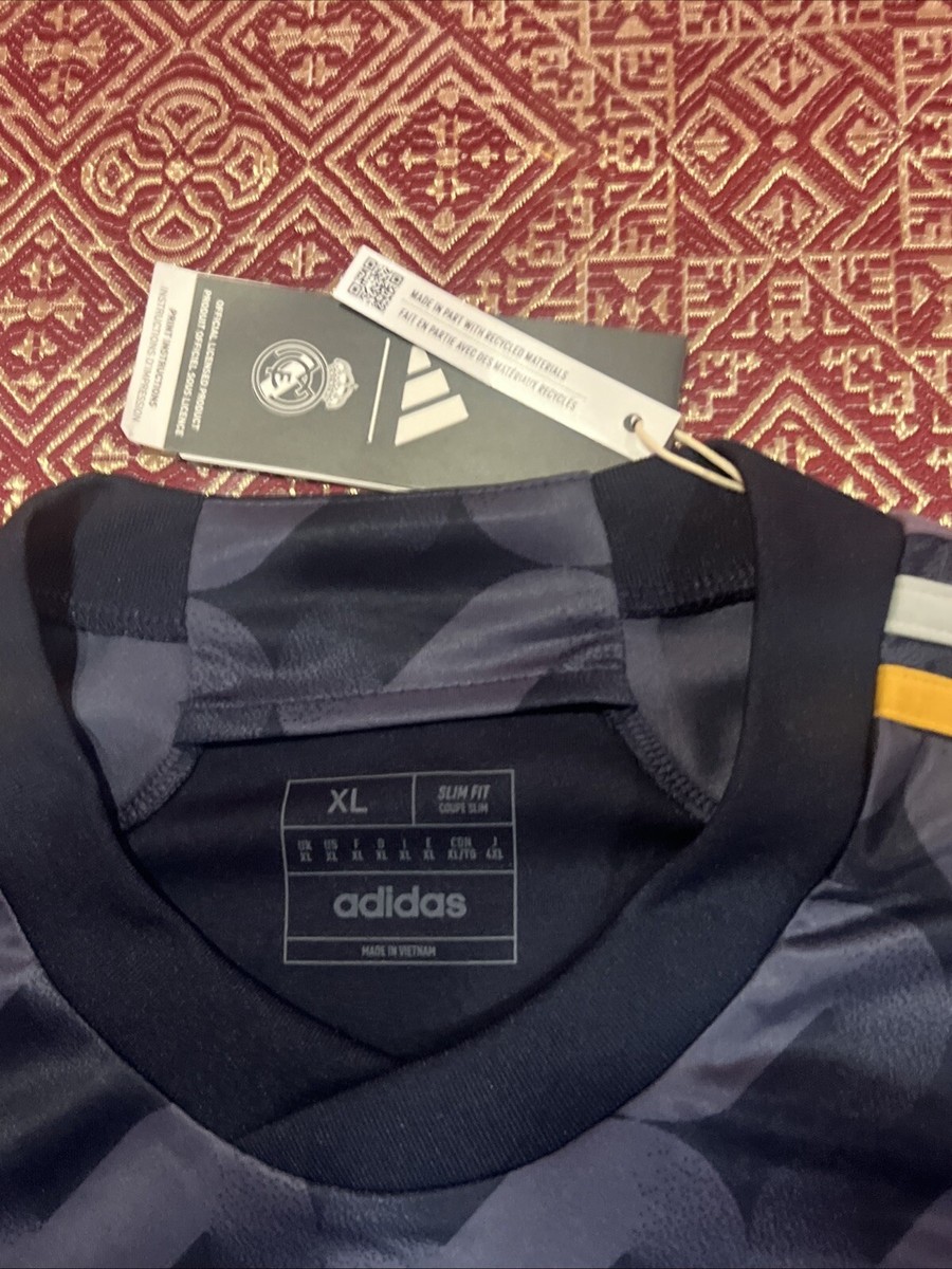 Maillot Extérieur Bellingham Real Madrid 2023/24 – Neuf Avec Flocage #5 – Taille L