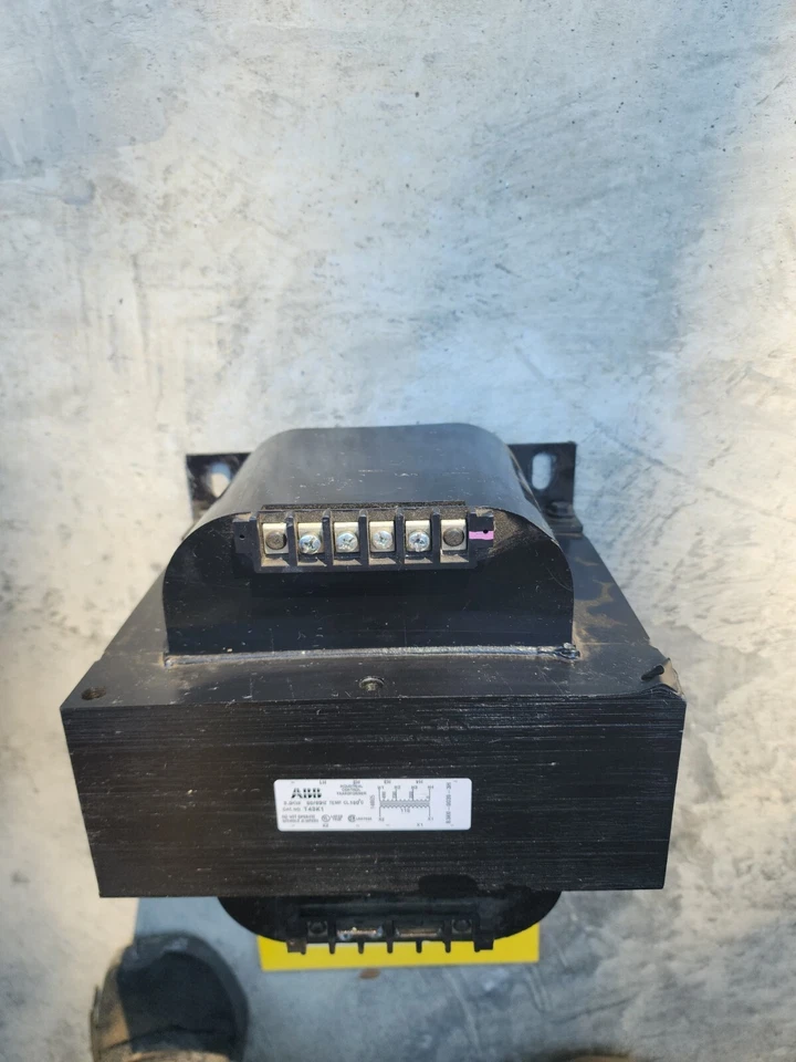 Transformador de control industrial ABB T43K1 3,0 KVa 50/60 Hz usado con garantía Foto 3 de 4