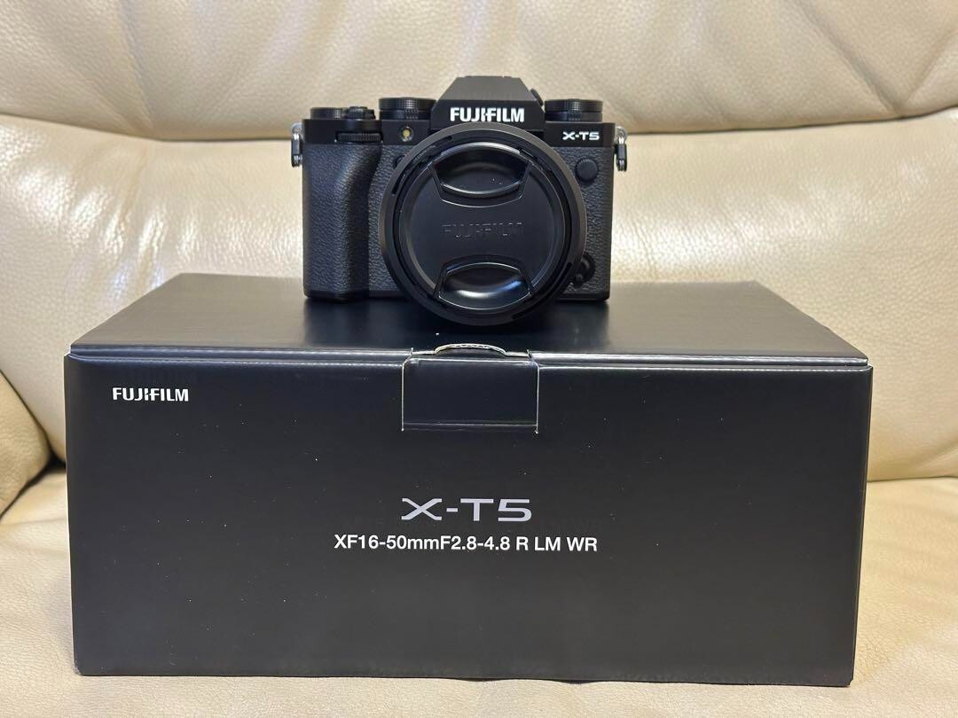 FUJIFILM X-T5 mirrorless camera with XF16-50mm lens kit in black