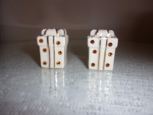Lenox Jewels Of Christmas Salt And Pepper Shakers - Gift Boxes - Set of 2