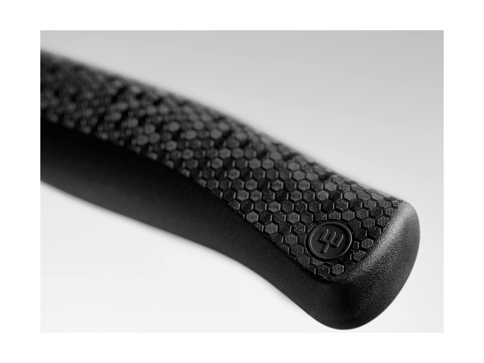 Wüsthof Performer 9" Double Serrated Bread Knife, Black, Large 9" Bread