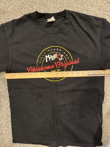 Mazzio’s TShirt Mens M Black Employee Work Uniform Pizza Still Saucy 60 Years - 第 7/9 張圖片
