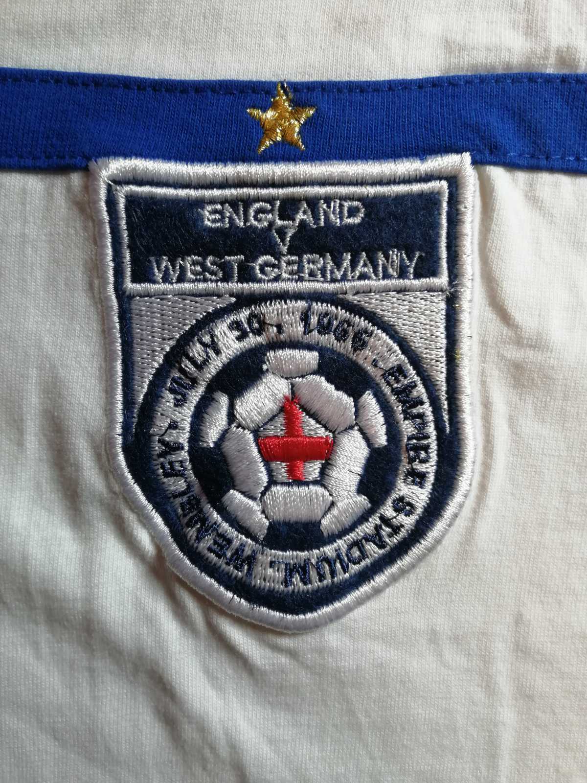 MENS ENGLAND WEST GERMANY 1966 RETRO REPLICA SOCCER FOOTBALL SHIRT JERSEY SIZE S