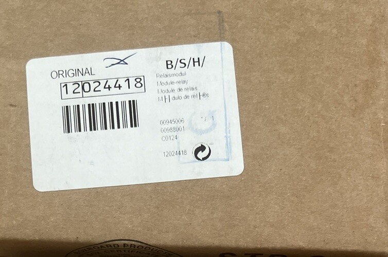 New Genuine OEM Bosch 12024418  Range Relay Module