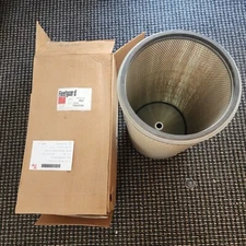 Fleetguard Air Filter HANOMAG HENSCHEL ISUZU IVECO LEYLAND MACK MITSUBISHI Ford