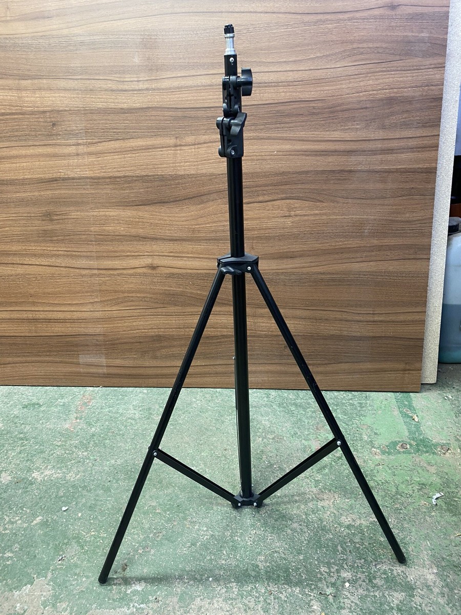 Adjustable Metal Tripod stand for professional photography (37inch in  photos)