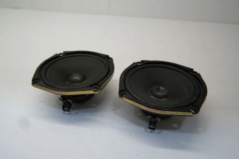 Juego de altavoces traseros Chevrolet Corvette 2002  Foto 3 de 4