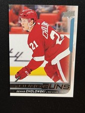 18-19 UD Series 1 Hockey Young Guns 231 Dennis Cholowski