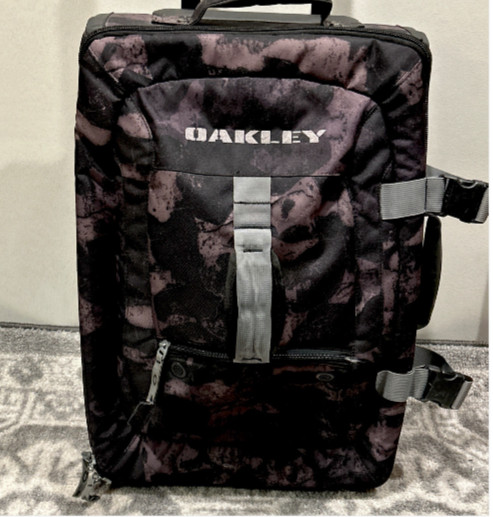 Camo Rare Weekender Carry On