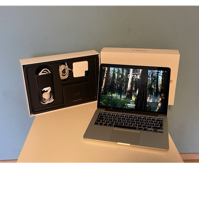 MacBook Pro 2015 ,,13,3 , Top Zustand/EMC 2835/Mac OS Sequoia 