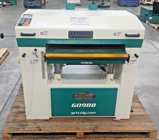 Grizzly 32" Extreme Series Planer with V-Helical Cutterhead
