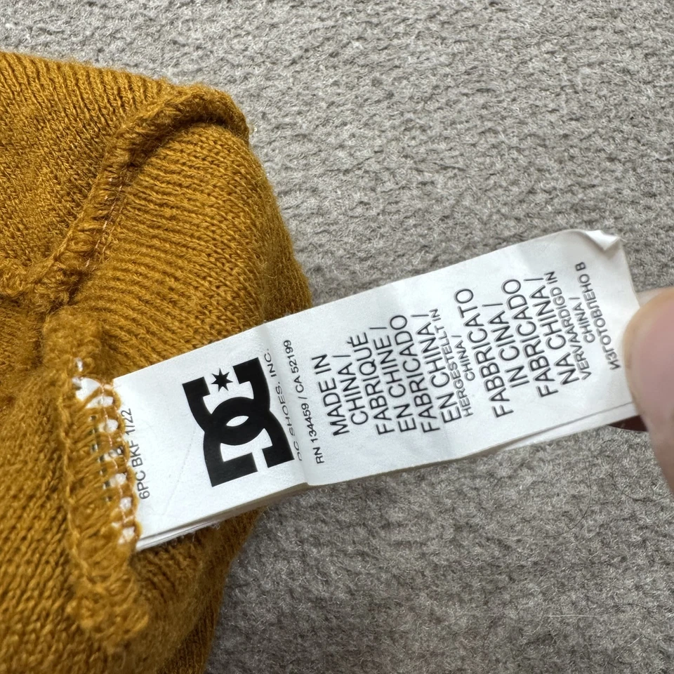 DC Shoes. Men's Beanie Bonne Skull Cap Yellow Skateboarding Lightweight Skater - Image 4 of 4