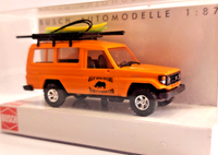 Busch 43502 Toyota Land Cruiser Hzj 78 Mit Surf-AusrüStung Ho 1:87 Neu