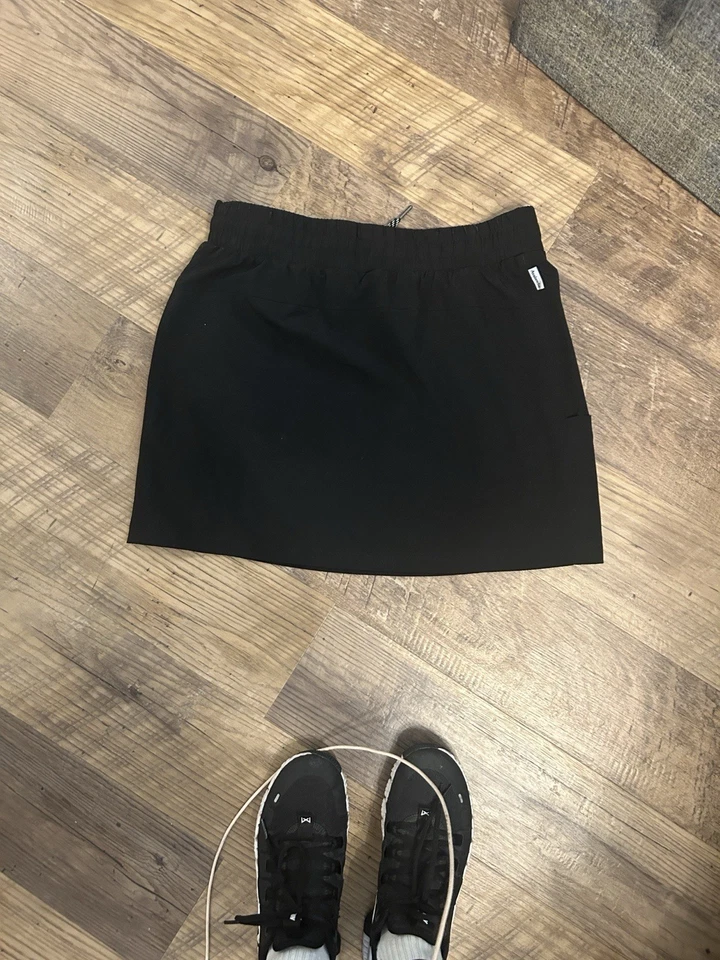 Saia Avalanche Skort Tamanho M Caminhada Atlética Preta Puxar Cordão Elástico - Imagem 2 de 4