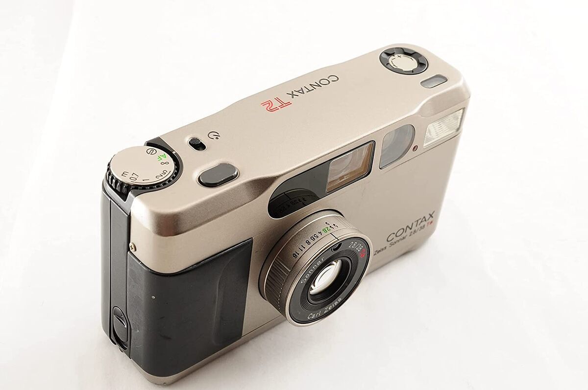 CONTAX T2D T2 Carl Zeiss Sonnar D Point & Shoot 35mm Silver CONTAX T2D T2 Carl Zeiss Sonnar D Point & Shoot 35mm Silver