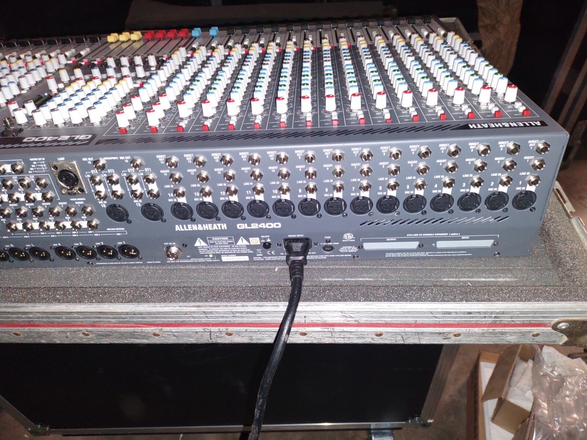 Allen & Heath GL2400-24 24 Channel analog Mixing Console w/case