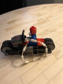 Lego Marvel Super Heroes #76004 Nick Fury Minifigure w/ Shield Car, 2013Complete