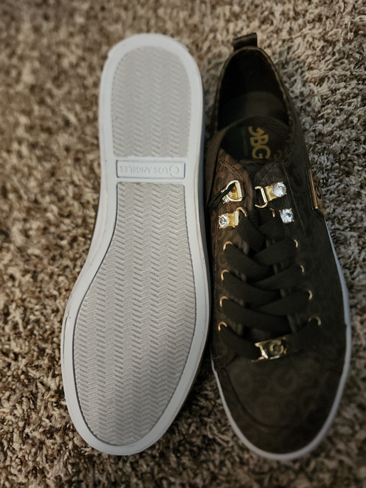 Guess Los Angeles Parted Fashion Sneakers, Womens Shoes, Size 10