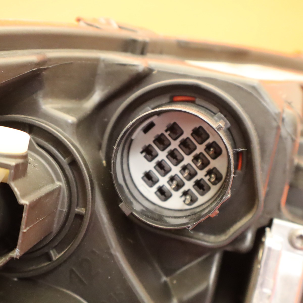 ASTON MARTIN DB9 HEADLIGHT LEFT 2013 2014 2015 2016 XENON AD43-13W030-CD OEM