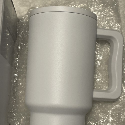 Vaso Trek Simple Moderno 30 fl oz Acero Inoxidable con Tapa de Pajita. Blanco. - Imagen 5 de 9