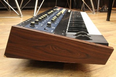 7749 KORGアナログシンセサイザー PS-6 Polysix ハードケース KORG PolySix PS-6 Analog Polyphonic Synthesizer 6-Voice Vintage