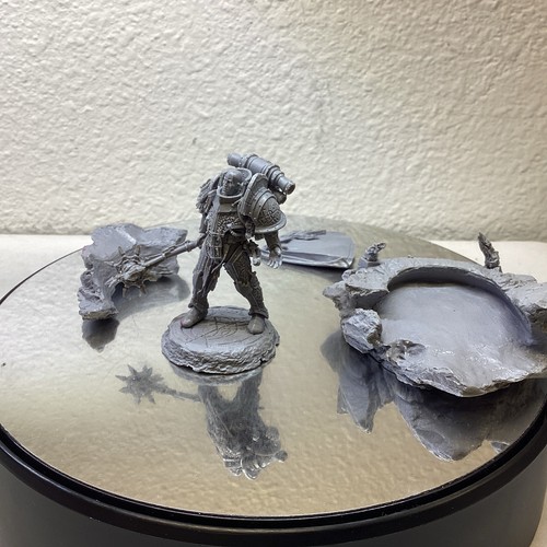 Warhammer Horus Heresy- Word Bearers Lorgar Aurelian partially built MS62926 - Picture 2 of 8