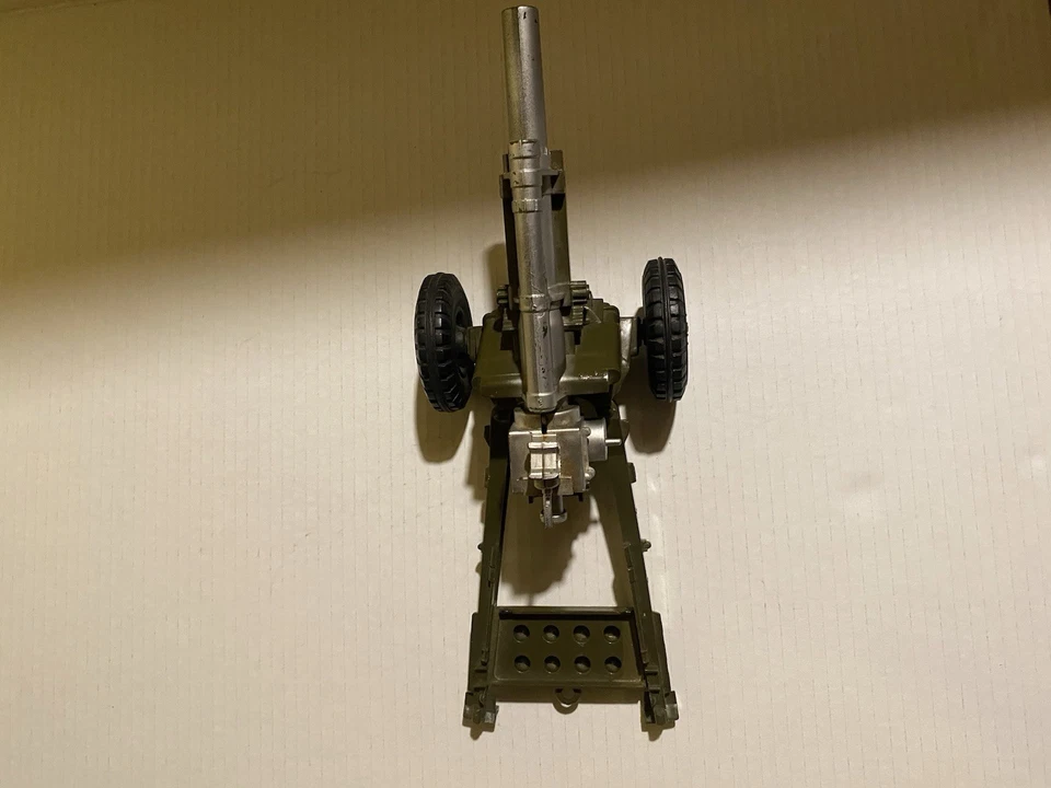 De colección. Remolque de cañón Marx Lumar Howitzer años 60 para camión militar 12” L sin misiles Foto 3 de 4