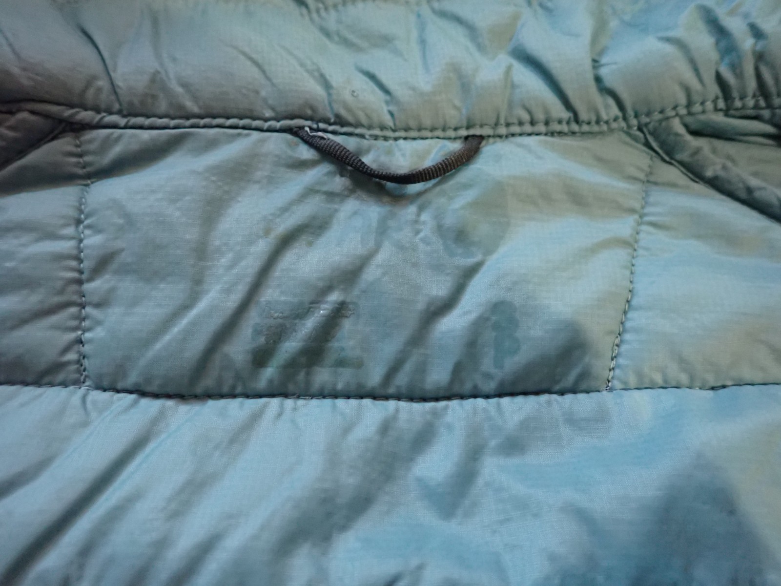 MOUNTAIN HARDWEAR GHOST SHADOW PRIMALOFT HOODED J… - image 9