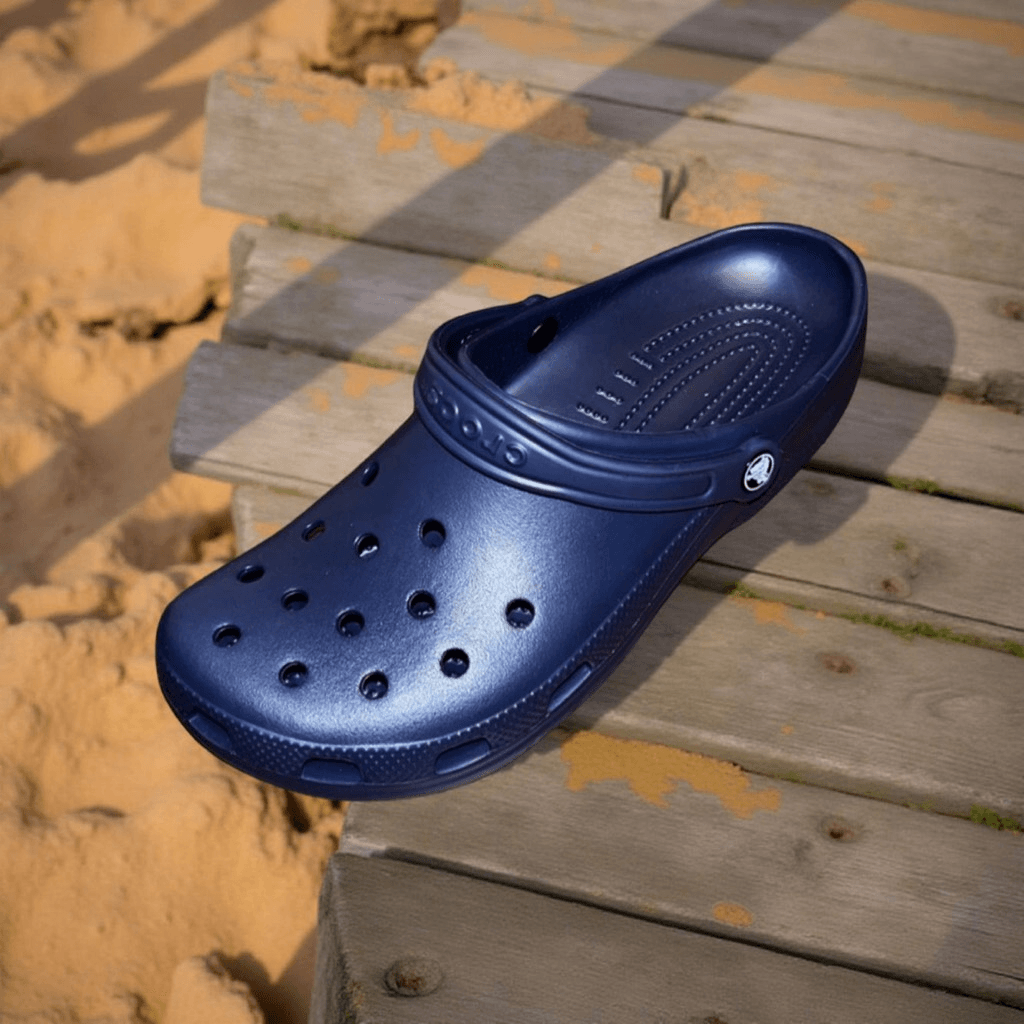 Unisex Navy Crocs Classic Clog Sandal Size M10 W12