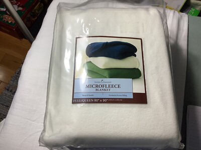 Kohls Home Classic Micro fleece Blanket Full/queen 90”x90”white