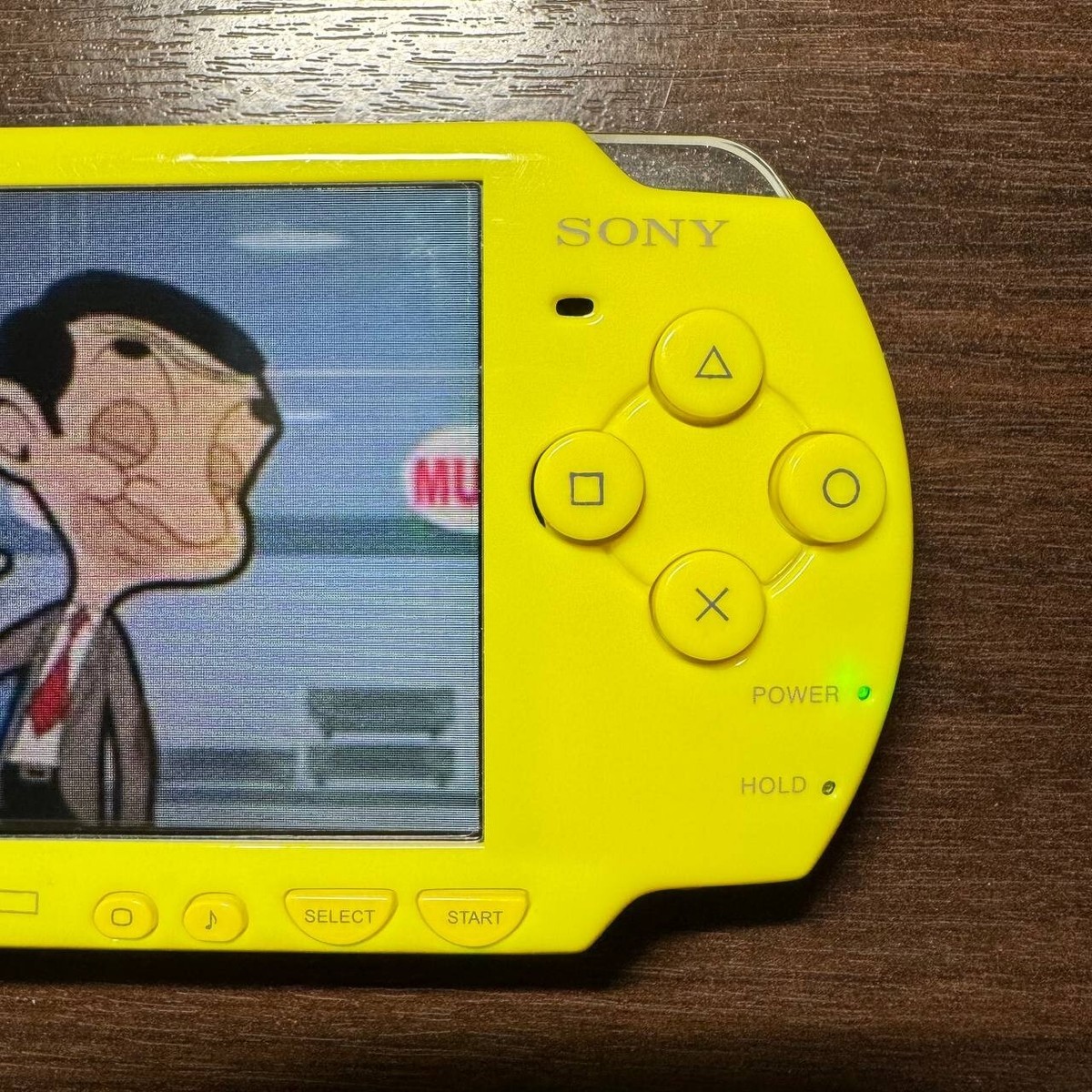 psp3000 イエロー PSP 3000 Bright Yellow Edition • Custom DIY Modified Crystal