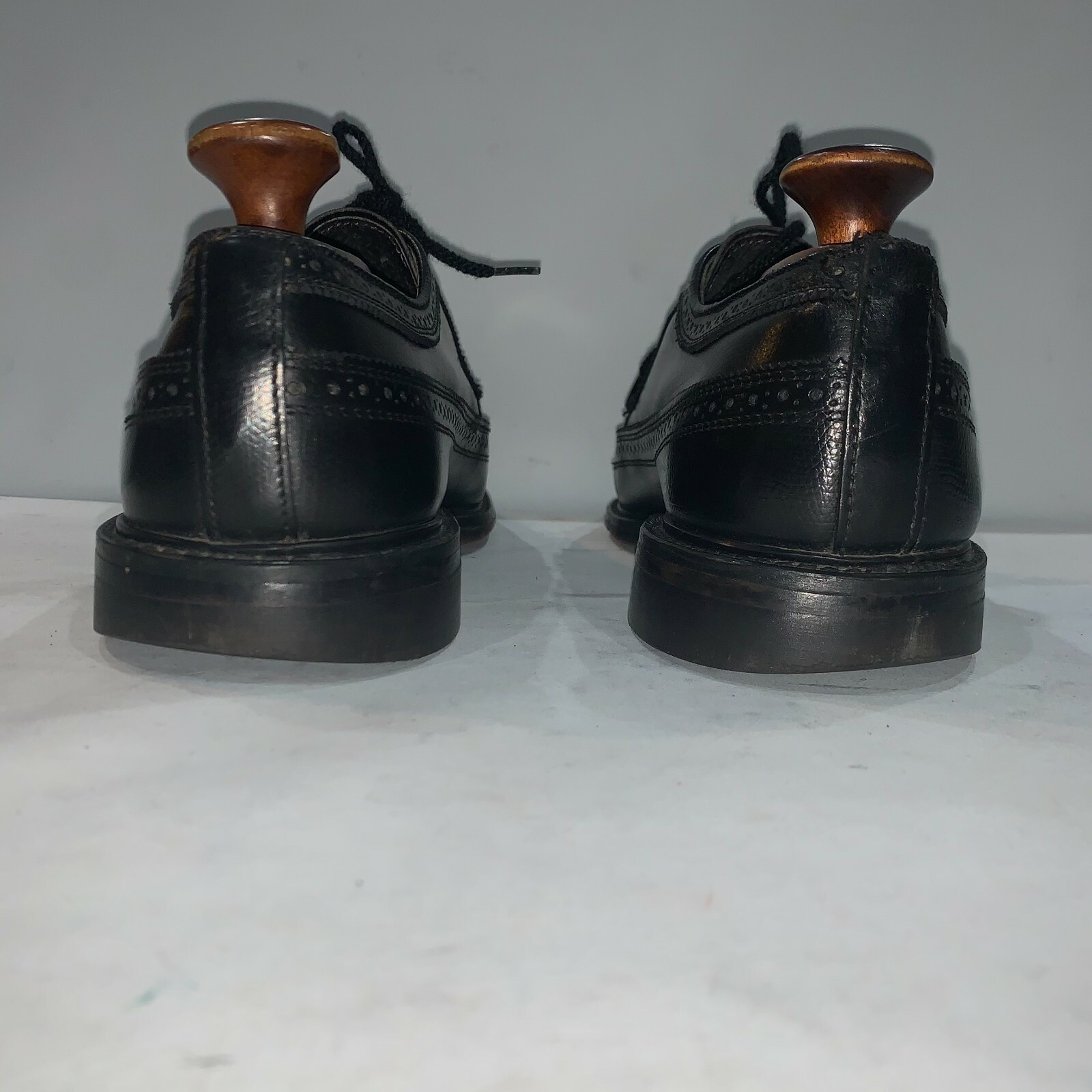 SAOLA Scarpe da uomo Stuart Mcguire punta tonda ala lunga full brogue nere taglia US 8 5 D