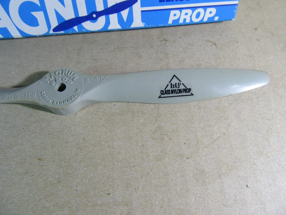 355X Thunder Tiger Me 1805 Glass Nylon Propeller 8X4.5 Grey RC New + Bag - Image 2 of 4