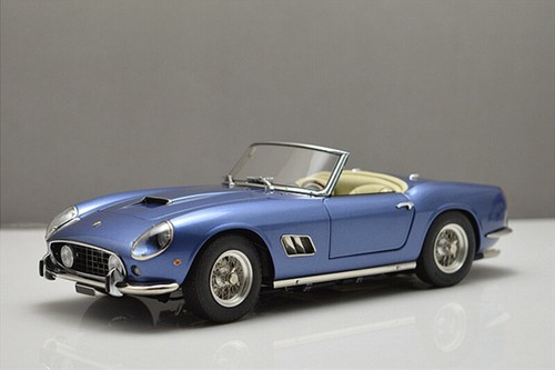 King Model 1:64 250GT California Convertible Diecast Model Car - Picture 5 of 9