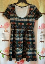 Women's Forever 21 Medium Mini Scoop Neck Short Sleeve Dress, Medium