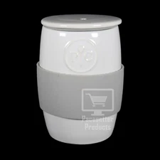 Pampered Chef Ceramic Microwave Egg Cooker w/ Lid and Silicone Grip #1529