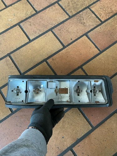 Original Lampenfassung Lampenträger BMW 3er E21 Oldtimer links hinten 1366371