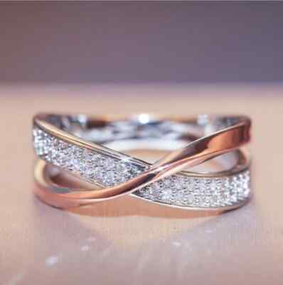 Women s Two Tone Fashion Ring With Clear Round Accent Stones Size 6 New