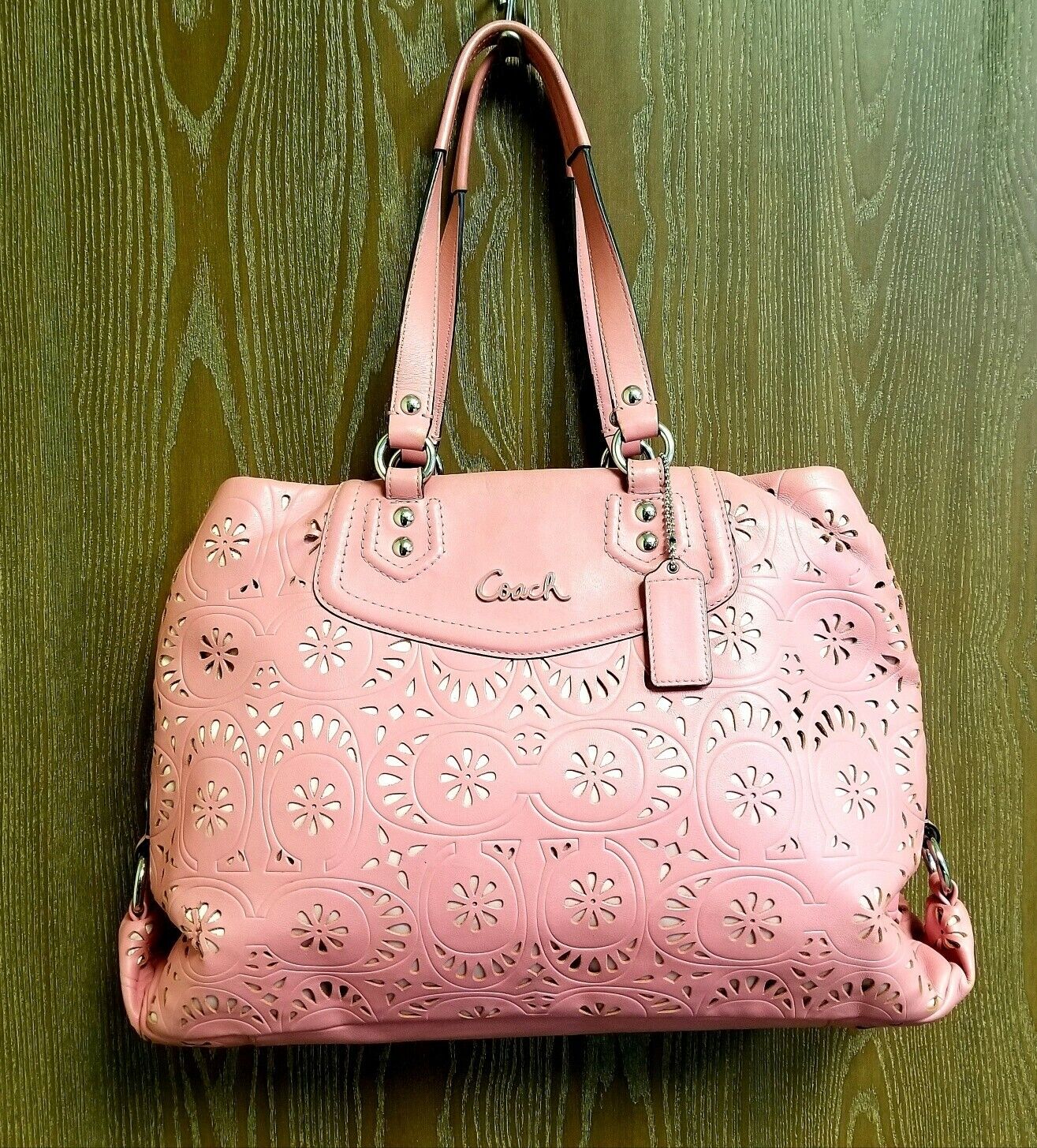 Coach Pink/White Signature Canvas and Leather Hobo For Sale at 1stDibs |  pink and white coach purse, pink and white coach bag, white and pink coach  purse