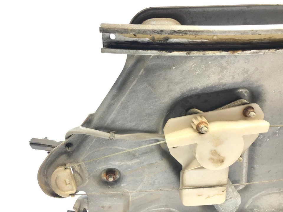 Chrysler Sebring 1996-2000 pasajero derecho cuarto ventana regulador 5066040AA Foto 2 de 4