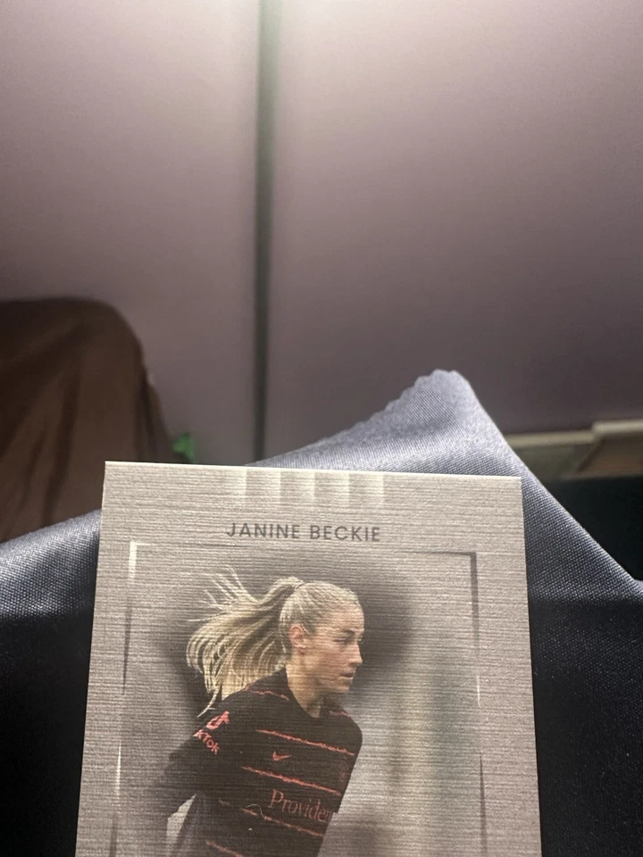 2022 Parkside NWSL Paramount Janine Beckie Signature Series Auto /25 Portland - Image 3 of 4