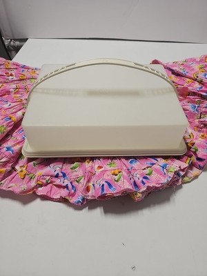 Vintage White Tupperware 9x13 Rectangle Cake Carrier W/Lid &Handle Charcuteri Bo