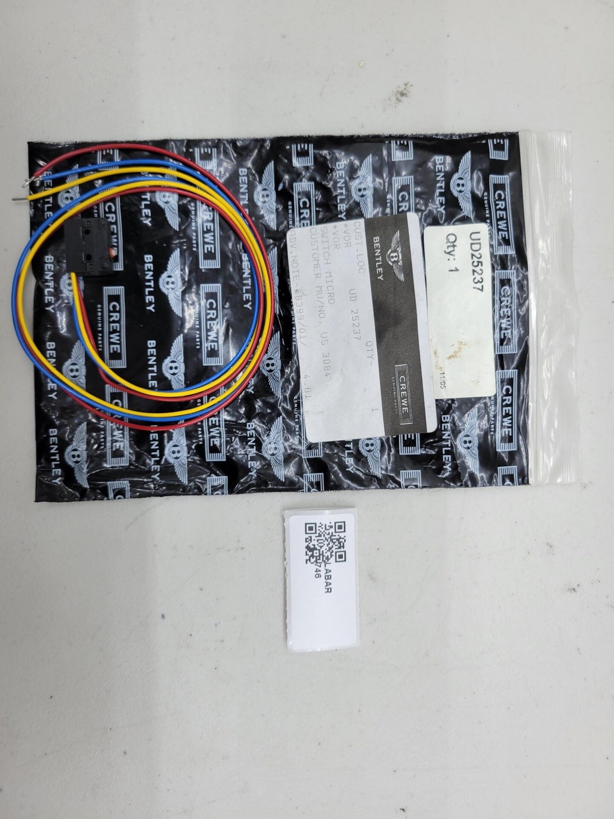 Rolls Royce / Bentley MICROINTERRUTTORE UD25237