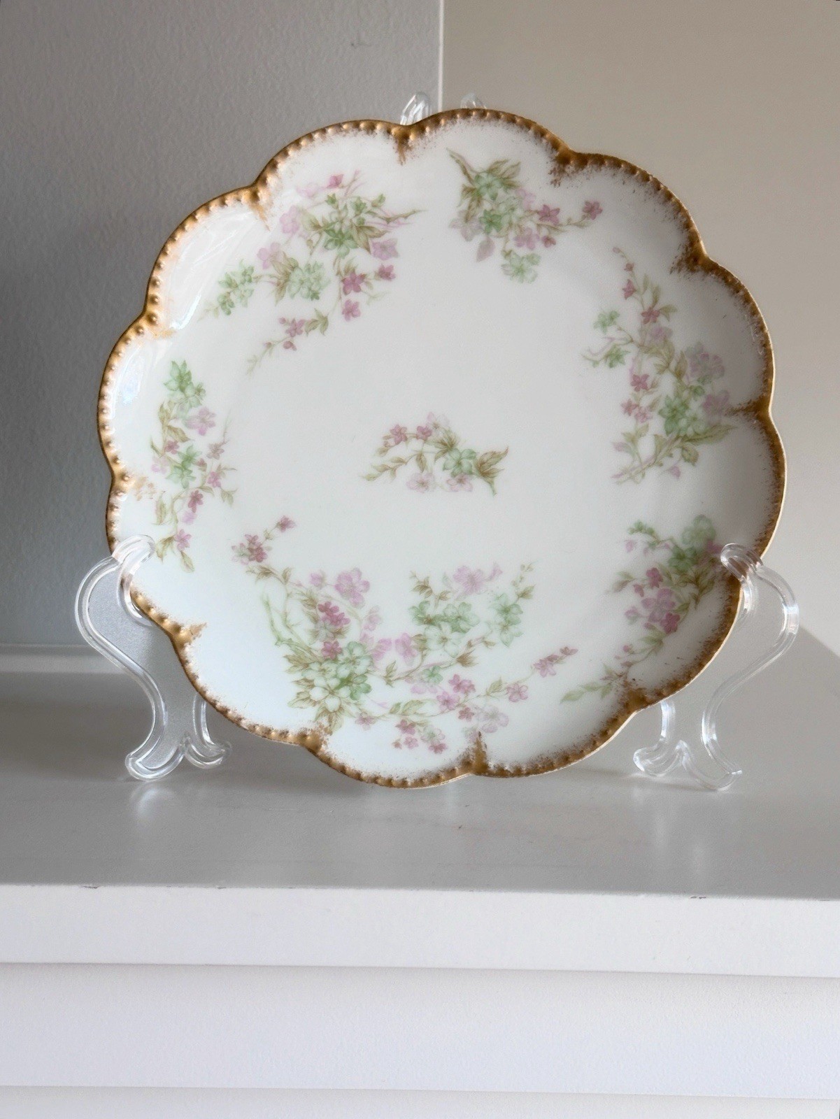 2 VTG HAVILAND & CO Limoges Floral Plates w/ Scalloped Gold Border 7 1/2” France